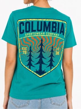 NWOT Columbia T-Shirt